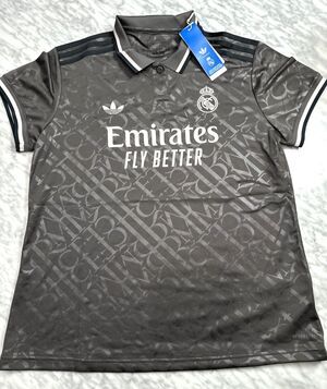 Adidas Real Madrid 24 Jersey Charcoal IT3439 La liga spain Women's Large NEW